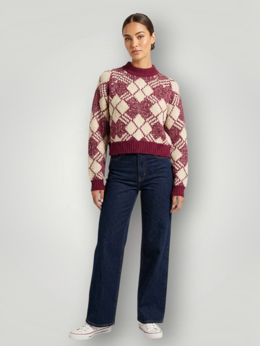 a Collective Story Sweater Medium Burgundy Cream Argyle Boucle Mock Neck Cropped